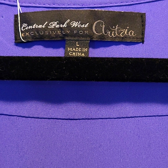 Purple ruffled Aritzia tank with side zip/clasp - Picture 4 of 4